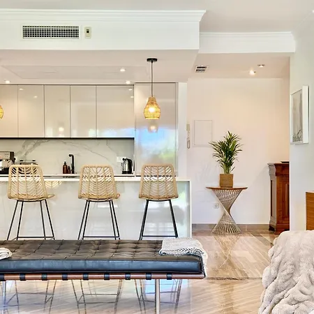 Sea Breeze Luxury Hacienda Elviria - Eaw Homes 公寓 马尔韦利亚