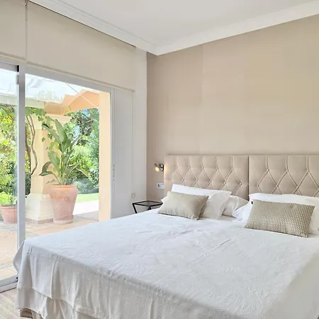 Sea Breeze Luxury Hacienda Elviria - Eaw Homes 마르베야