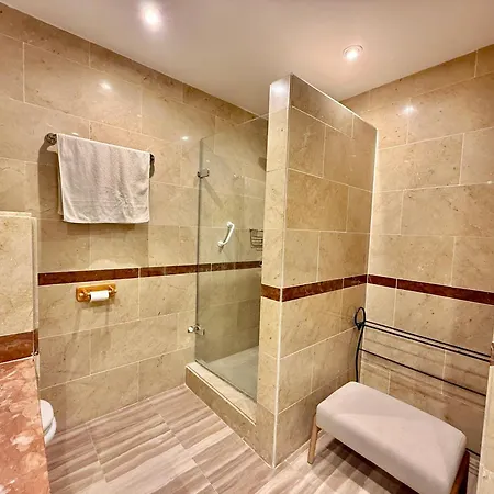 Sea Breeze Luxury Hacienda Elviria - Eaw Homes