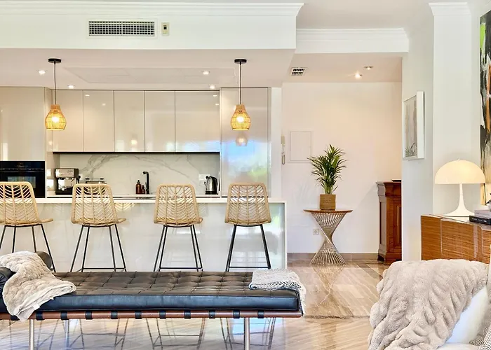 Sea Breeze Luxury Hacienda Elviria - Eaw Homes Apartment Marbella