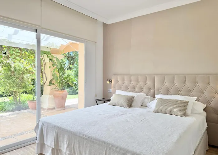 Sea Breeze Luxury Hacienda Elviria - Eaw Homes Marbella